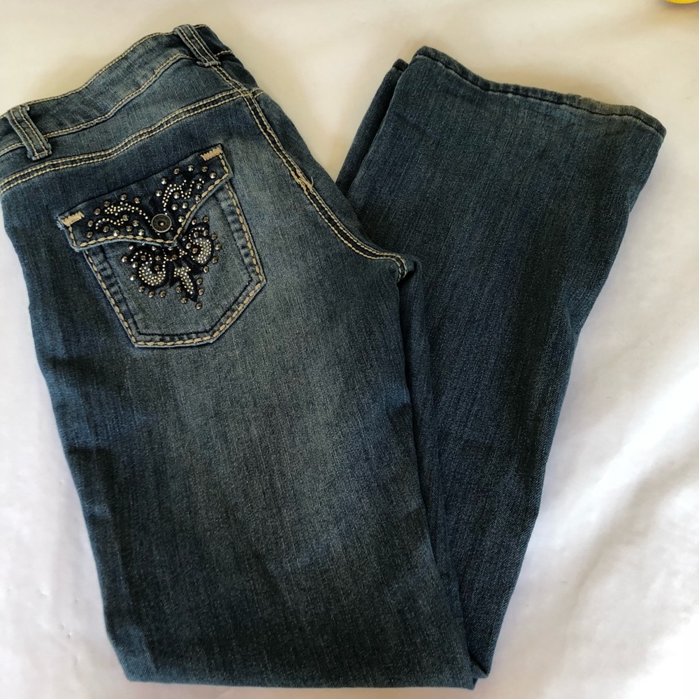 Redrivet Jeans - Picture 7 of 8